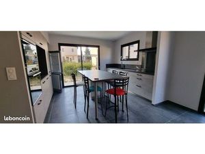 Villa récente à louer CHARLY 140 m²