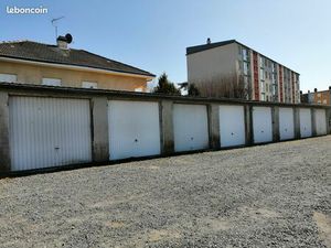 A louer garage/box