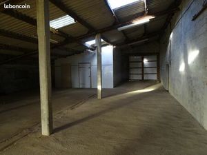 Batiment de stockage