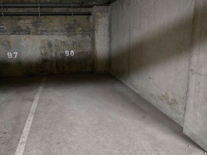 Place de parking en sous-sol