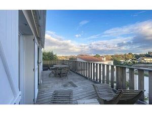 Location appartement  98.51 m² T-4 à Antibes  2 100 €