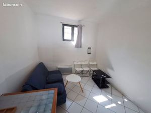 Vend studio meublé