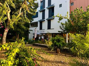 Mur commercial - Résidence Coté Lagon - Hermitage les Bains