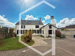 Maison de caractère avec dépendances Beaux volumes et beau