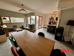 A VENDRE CHEZ BLOT IMMOBILIER - MAISON T5 ORGERES – CHAMBRE ET SDE RDC