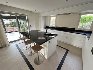 A VENDRE - Agence Giboire - SAINT-GREGOIRE - En impasse Maison d'environ 161m² (192m² au s