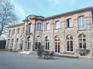 Demeure d'Exception de 435 m² au Cœur de Lanta