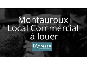Location local commercial 2 pièces  46.58m²  Montauroux