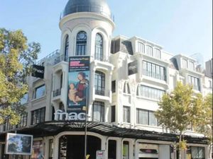 LOCATION PURE - EMPLACEMENT NUMÉRO 1 - 75017 PARIS