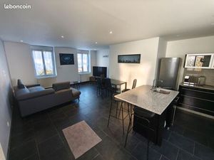 Appartement T3 en Duplex avec espace jardin commun  cave et parking