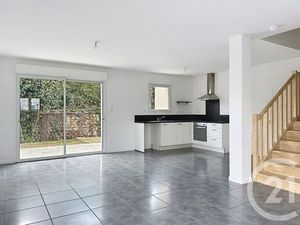 Maison à louer - 4 pièces - 97 m2 - St Yrieix Sur Charente - 16 - POITOU-CHARENTES