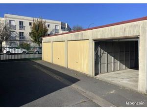 Box Parking proche gare Chantilly