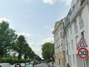 Place de Parking extérieur sécurisé dans résidence fermée