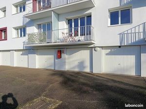 T2 parfait état 1er étage avec balcon et garage