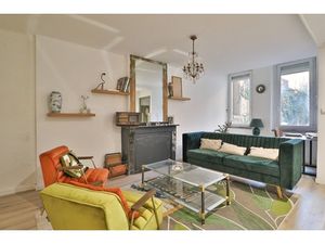 Immeuble 9 pièces - 224 m²