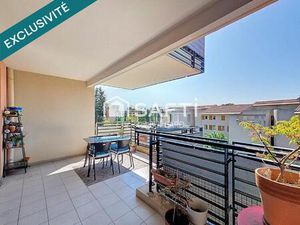 T3 avec terrasse et aperçu mer – confort moderne dans le 14e arrondissement