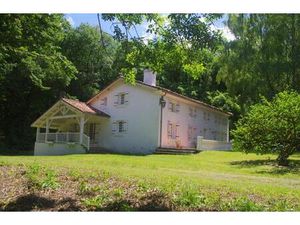 Belle maison avec étang