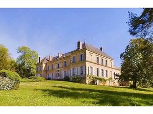 Superbe château du XIXe siècle dans un parc magnifique