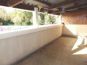 Maison de ville avec 5 chambres et garage près de Marmande