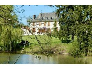 Château du XVéme siècle avec maison de 3 chambres