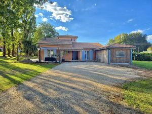 Fabuleuse maison de 4 chambres  proche toutes commodités !