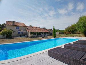 Spacieuse résidence avec annexe pour invités