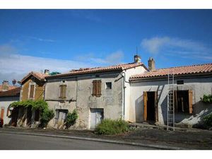 Maison du village et ancien bar (licence IV)