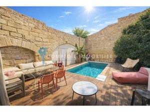 Maison 6pièce(s) 5chambre(s) 160 m² Gallargues-le-Montueux (30660)