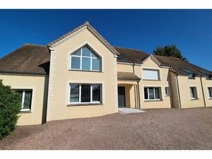 Local professionnel 476 m² Saint-Doulchard