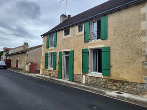 Maison et annexe habitable avec grange et débarras
