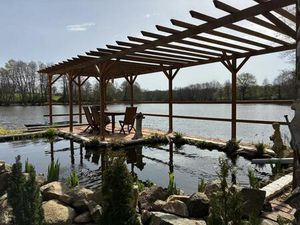 Ferme de caractère  moulin et lac de 3 8 hectares