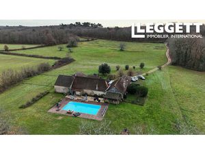 Achat Maison 15 pièces 252m² ST LAURENT DES BATONS 24510