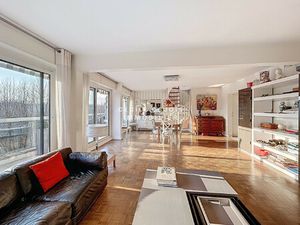 Appartement duplex de 5 pièces sur les bords de Marne