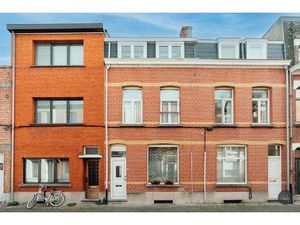 Charmante  gerenoveerde en energiezuinige tweegevelwoning