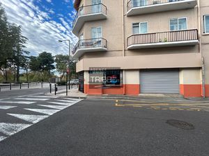 PERPIGNAN - LOCAL COMMERCIAL - 178m2