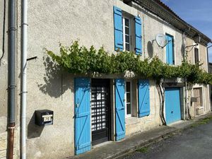 Maison de village en pierre offrant 3 chambres