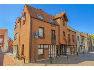 Opbrengsteigendom te koop in Eeklo