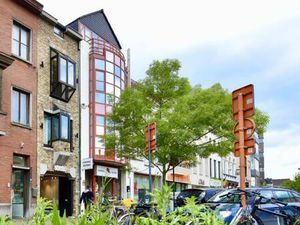 Gebouw gemengd gebruik te koop in Eeklo