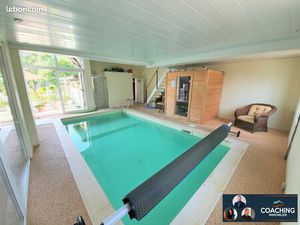 Maison 6 pièces 198 m²