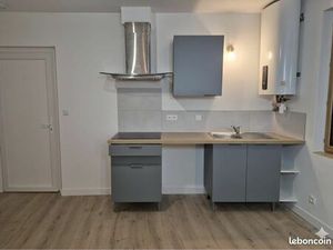 Studio entièrement refait de 25 m2