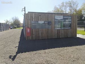 Box et Garde meuble de stockage