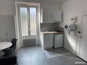 Studio meublé  centre ville - Parking gratuit aux alentours