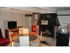 T2 dans maison en pierre