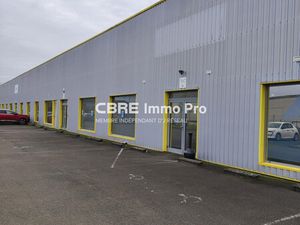 Location Local Professionnel 376m²