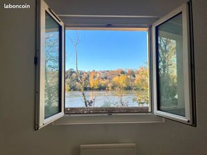 Superbe T2 avec vue sur la Saône - parking - Caluire