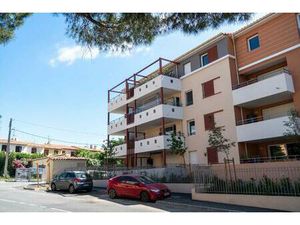 Location Appartement 2 pièces 46m² PUGET SUR ARGENS 83480