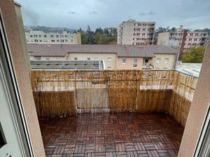 Appartement 80m2 balcon  très calme dans résidence