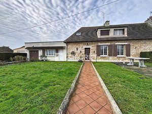 Maison T6 près de FALAISE à vendre