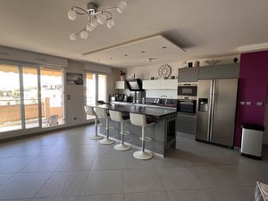 Location Appartement 3 pièces 75m² ST LAURENT DU VAR 06700