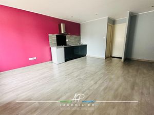 Location Appartement 1 pièce 28m² GRAY 70100